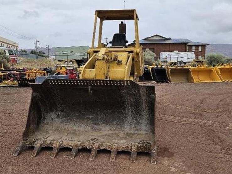 1981-caterpillar-953-image-2