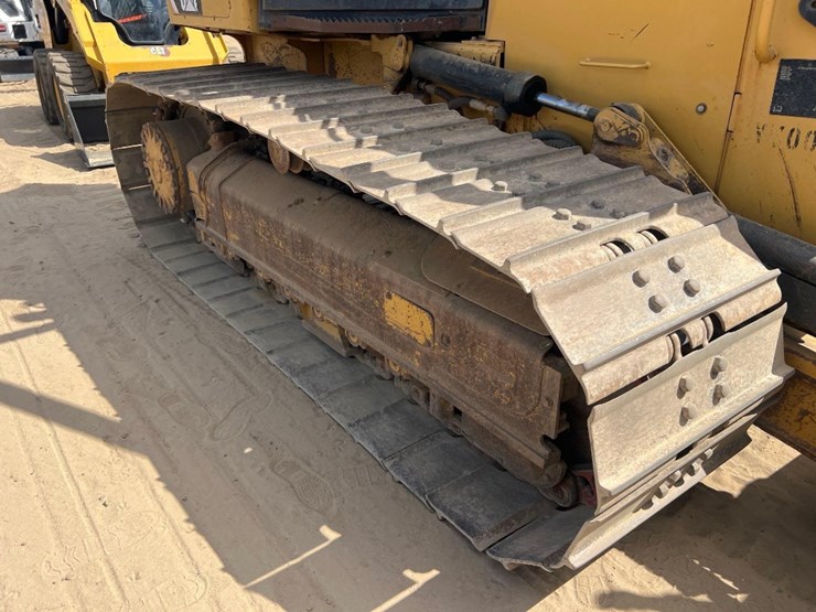 2012-caterpillar-d5k2-lgp-image-18