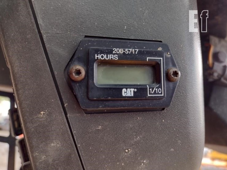 2005-caterpillar-262b-image-6