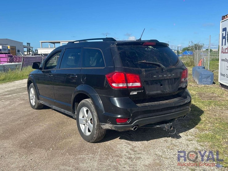 2012-dodge-journey-image-4
