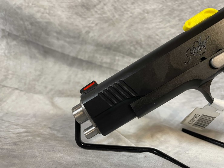 #4780-•-kimber-custom-1911-night-star-45-auto-pistol,-sn:-ky051985-image-16
