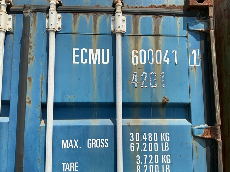 #203-•-shipping-container-image-2
