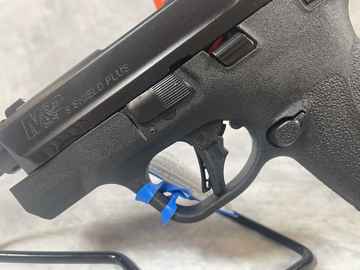 #4812-•-smith-&-wesson-m+p-shield-plus-9mm-luger-pistol,-sn:-ekn0566-image-16