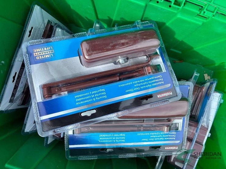 numerous-new-hardware-items-totes-not-included-image-3
