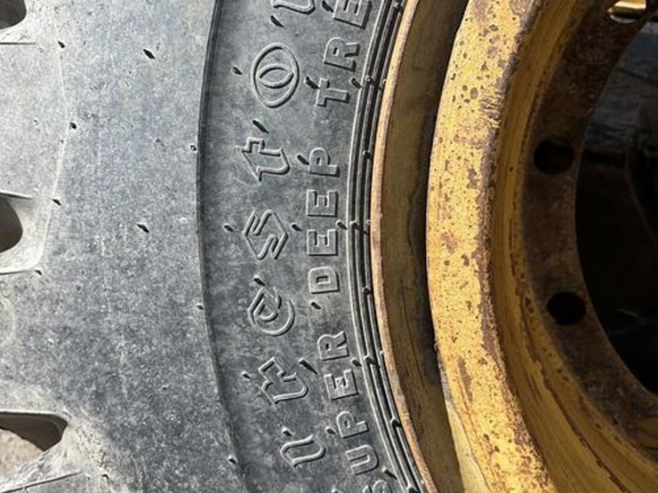 2020-firestone-20.5/25-loader-dozer-tires-image-6