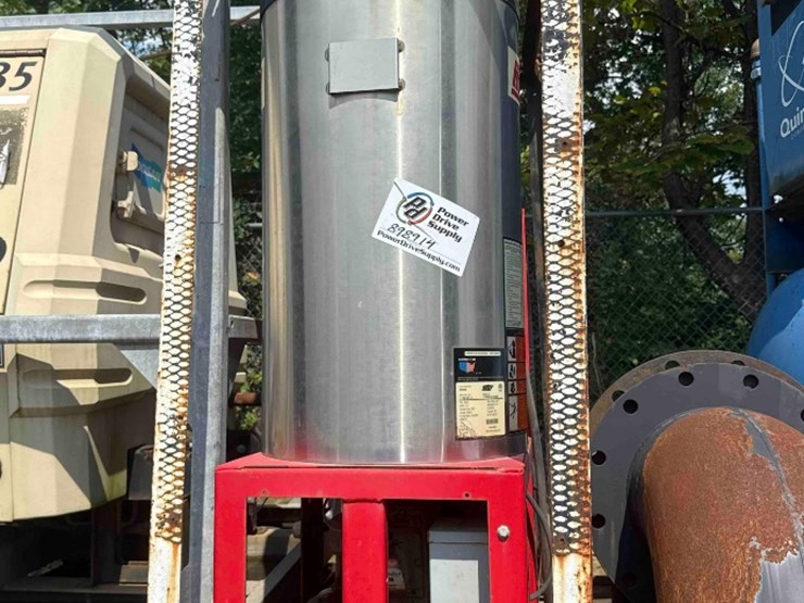 hotsy-electric-pressure-washer/steam-cleaner-image-1