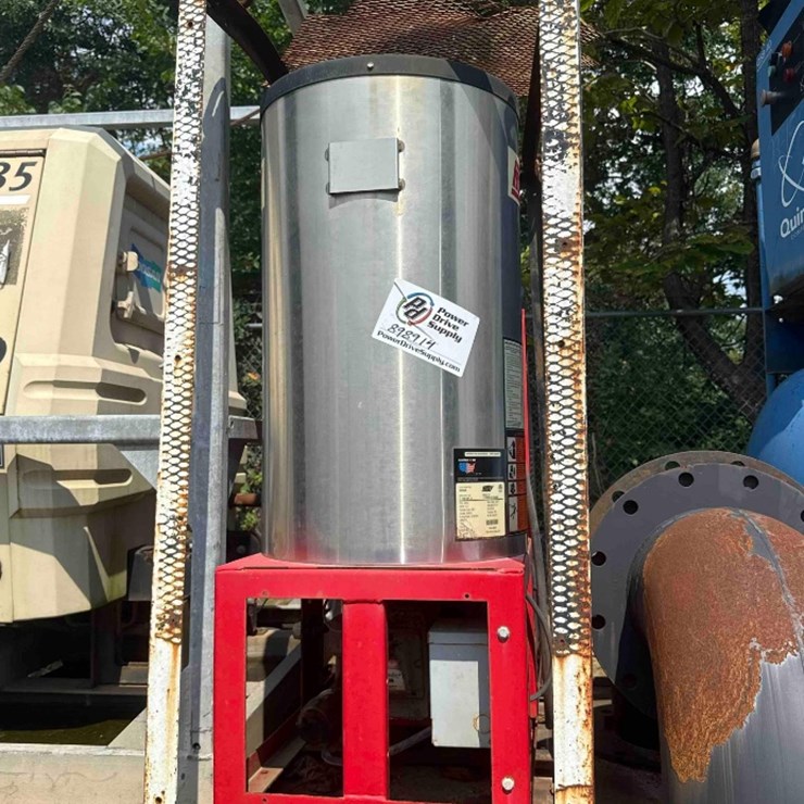 Hotsy Electric Pressure Washer/Steam Cleaner