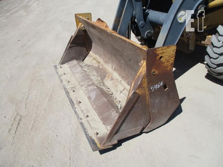 2009-deere-310j-image-18