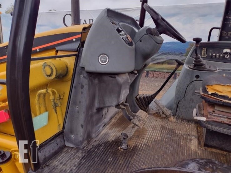 2006-caterpillar-416d-image-15