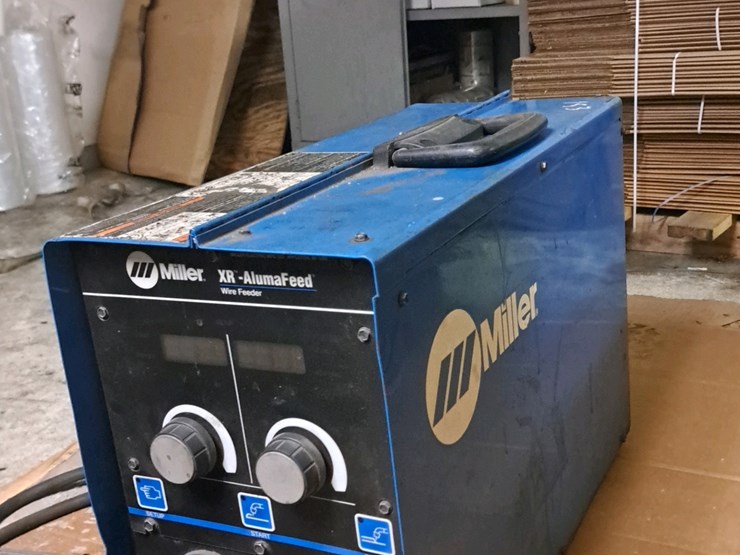 #117-•-miller-wire-feeder-image-4