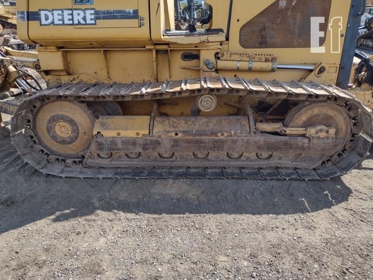 2000-deere-550h-lt-image-28