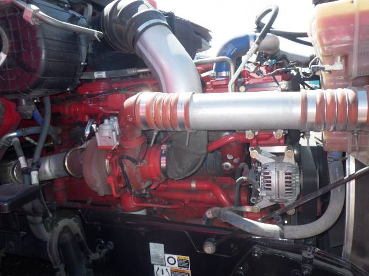 2020-kenworth-t680-image-16