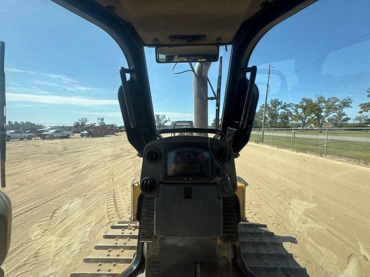 2013-caterpillar-d5k2-xl-image-25