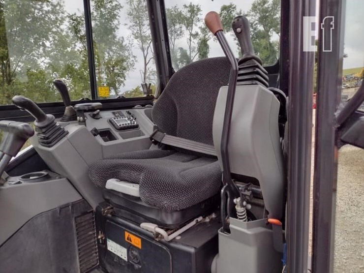 bobcat-e35i-image-13