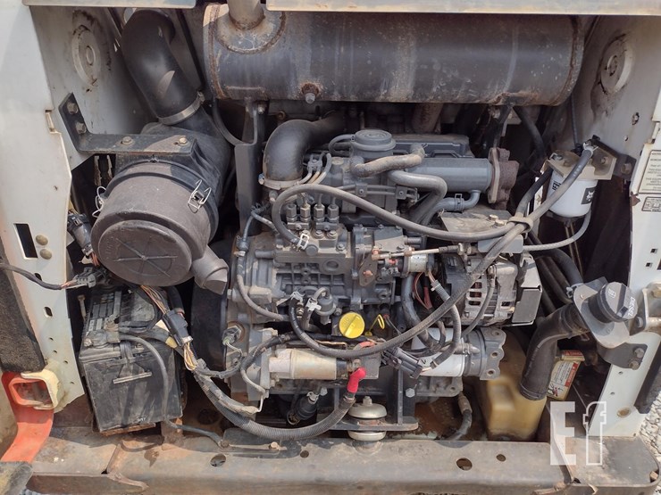 2014-bobcat-t590-image-38