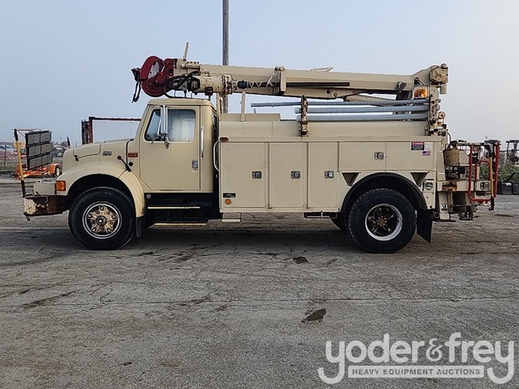 international-4900-image-2