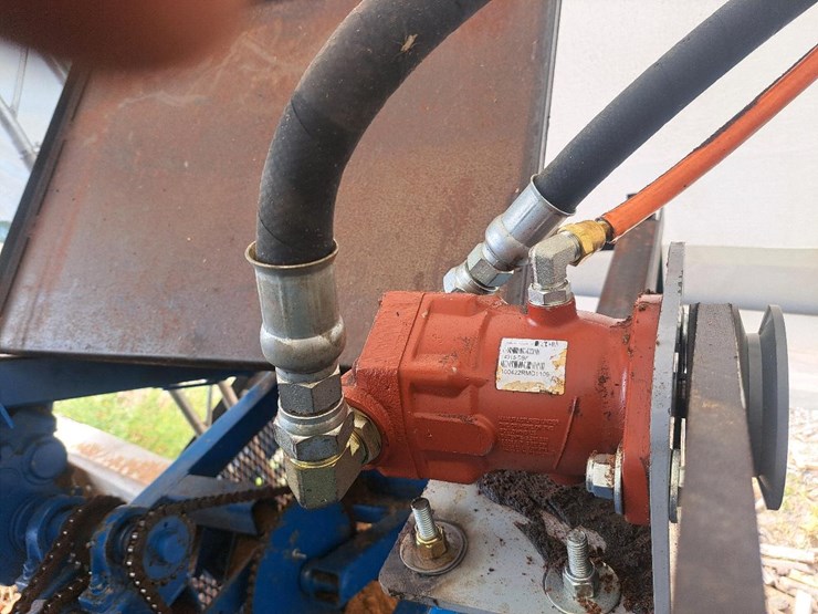 #121-•-hydraulic-drive-image-2