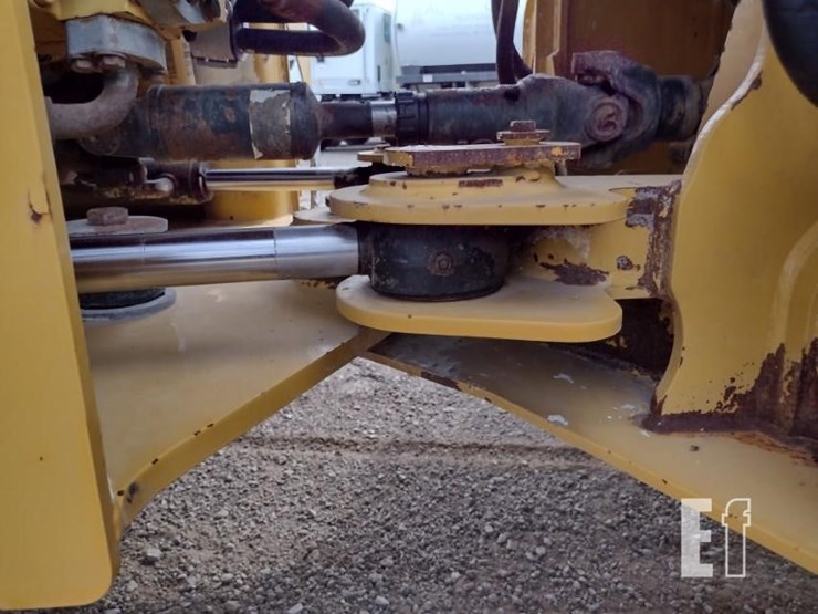 2020-caterpillar-930m-image-26