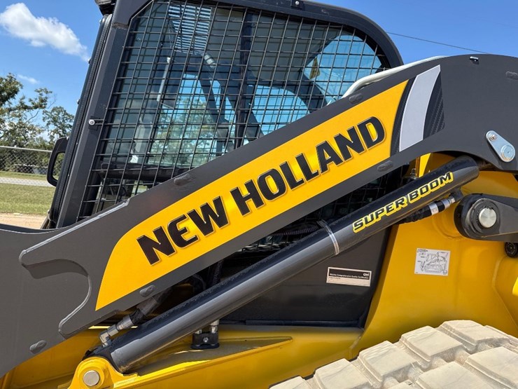 new-holland-c362-image-23