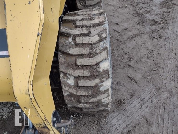 2005-caterpillar-262b-image-20
