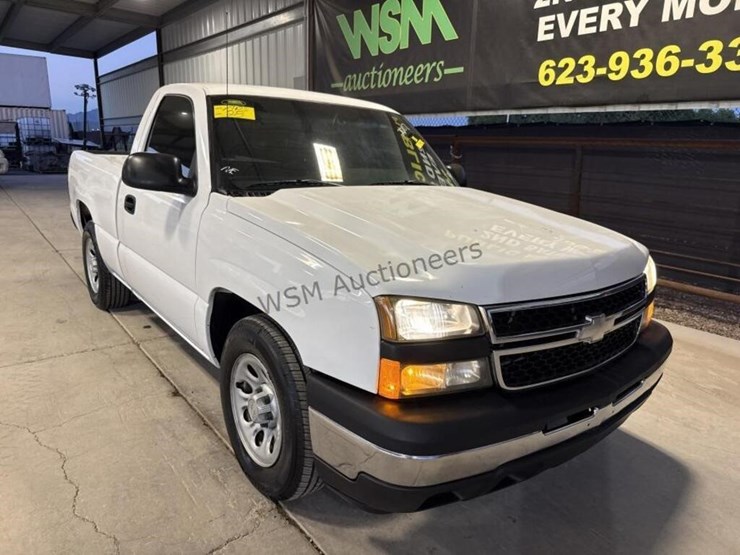 2007-chevrolet-silverado-1500-image-2
