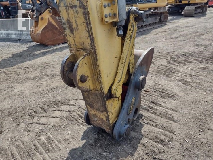 2011-komatsu-pc228us-lc-8-image-19