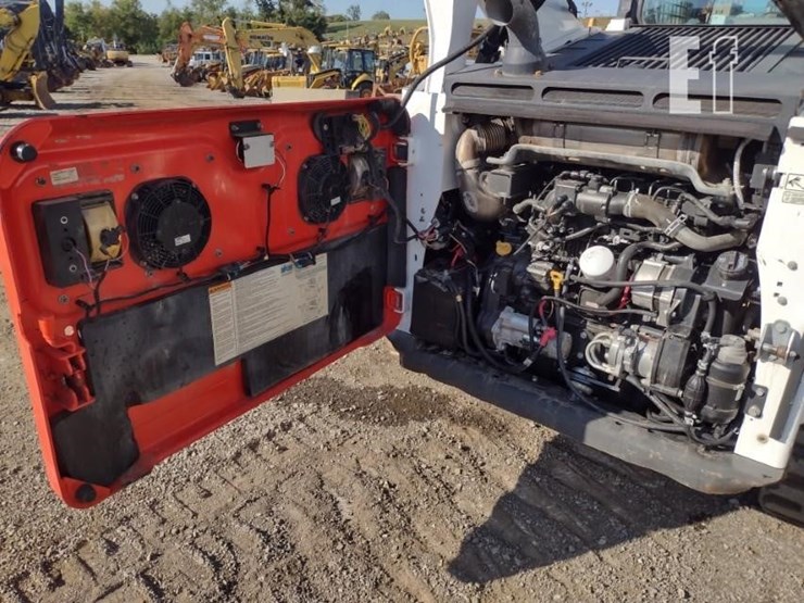 2019-bobcat-t870-image-38