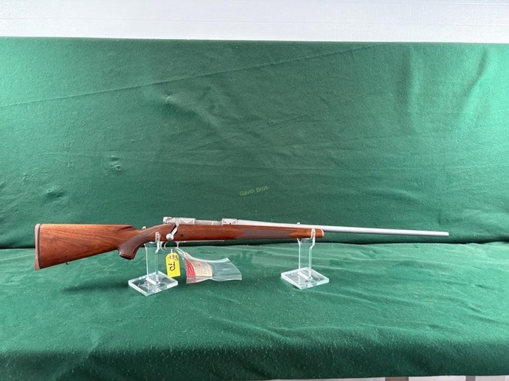 winchester-mdl.70-7mm-rem-mag-rifle-image-1