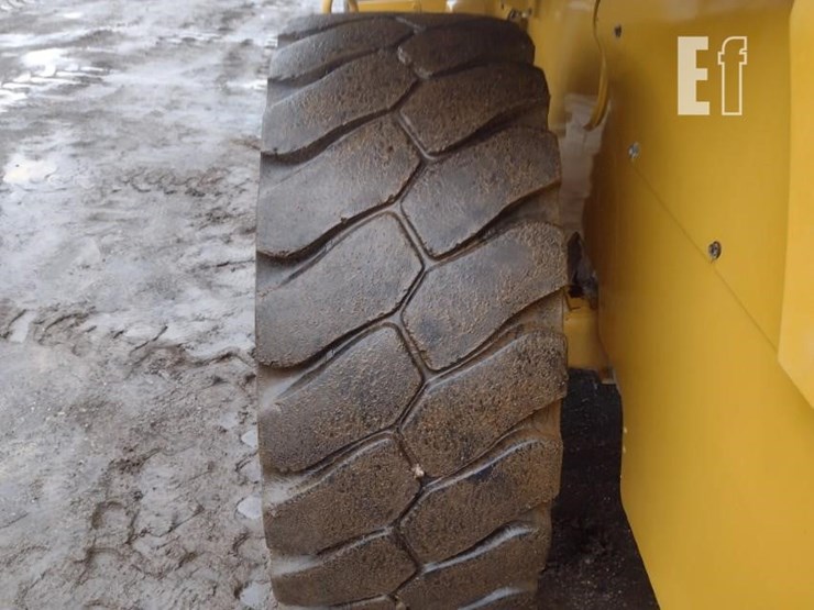 caterpillar-926m-image-24