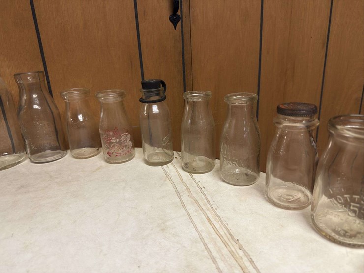 (19)-dairy-bottles-and-butter-churn-image-5
