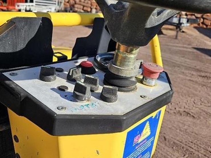 2007-yanmar-double-drum-roller-compactor-image-9