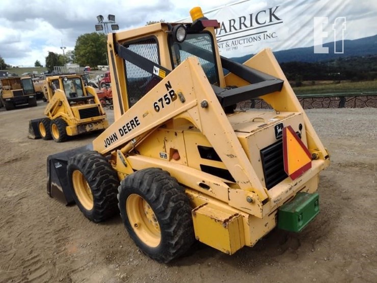 1990-deere-675b-image-25