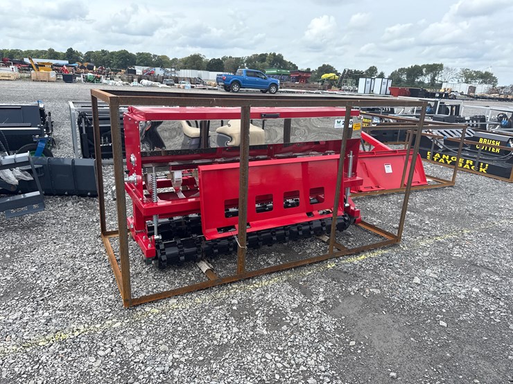 #2050-•-std10-66”-skid-steer-grain-drill-stsd1025052802d-inv#-28606-image-2