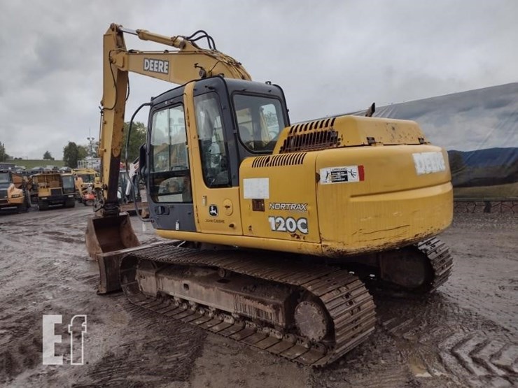 2006-deere-120c-image-51