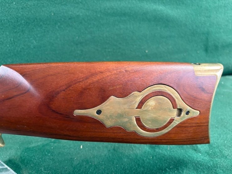 cabela's-50cal-black-powder-rifle-image-14