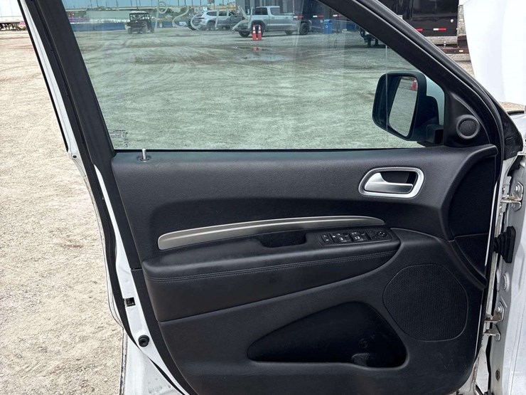 2019-dodge-durango-image-11