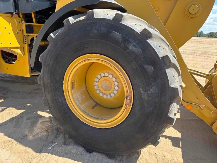 2019-caterpillar-926m-image-11