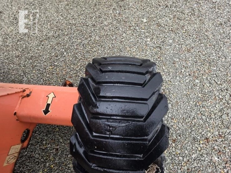 2015-jlg-450aj-image-7