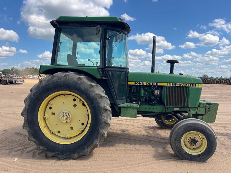 john-deere-2750-image-5