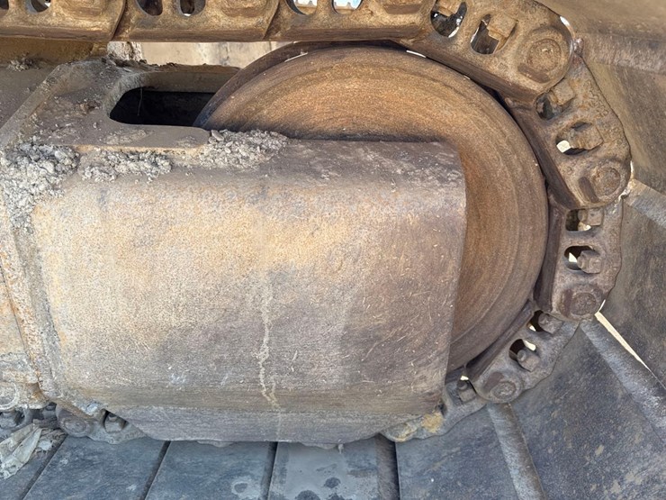 2014-caterpillar-336el-image-15