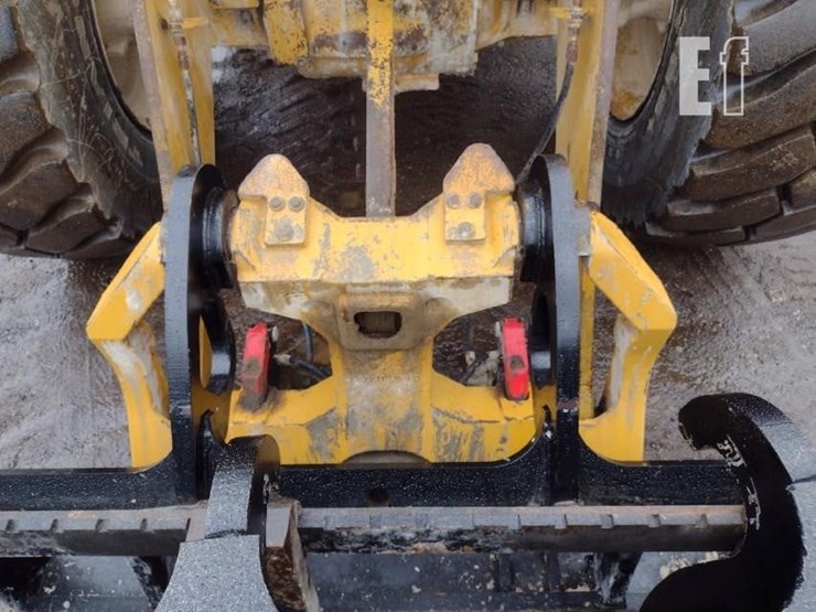 caterpillar-926m-image-18