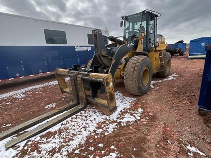 2014-deere-624k-image-4