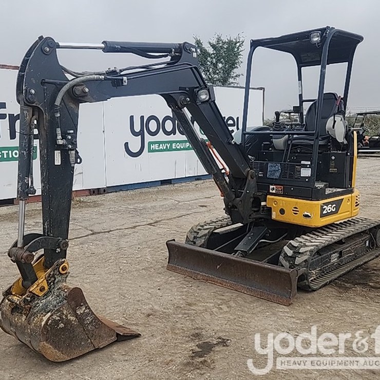 2021 DEERE 26G