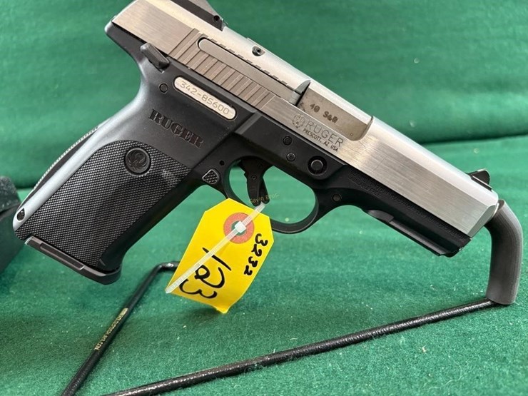 ruger-sr40-40-s&w-pistol-image-2
