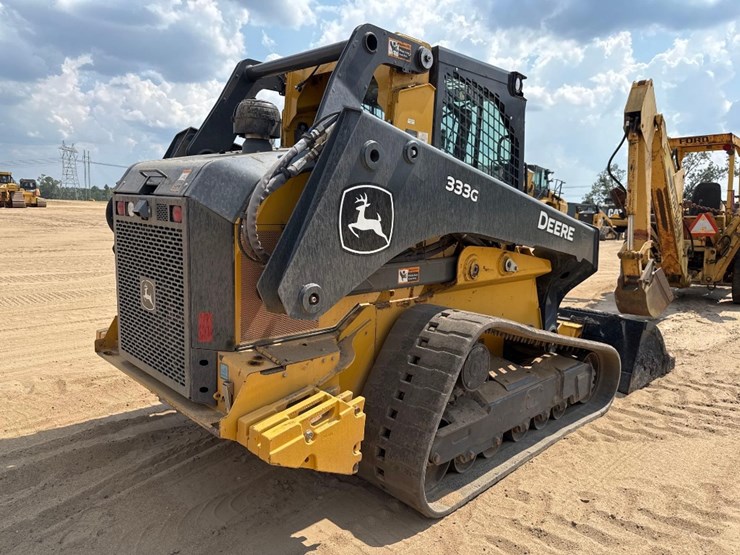 2022-deere-333g-image-6