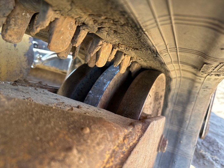 2014-caterpillar-299d-image-15