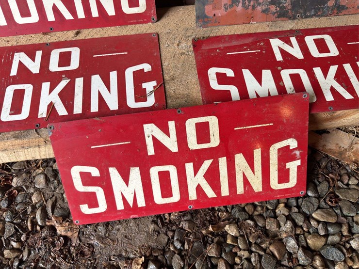 (5)-no-smoking-signs-image-4