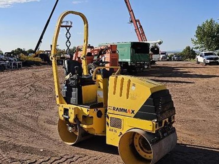 2007-yanmar-double-drum-roller-compactor-image-5