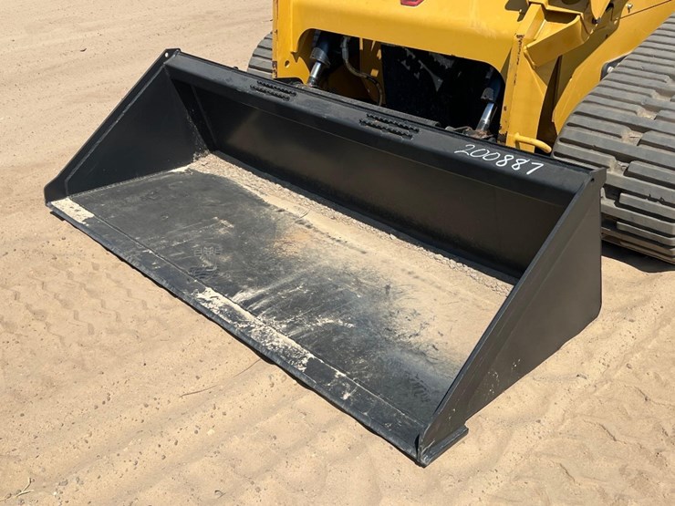 2023-caterpillar-299d3-xe-image-18