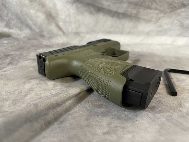 #4785-•-beretta-apx-a1-compact-9mm-luger-pistol,-sn:-axc150906-image-5